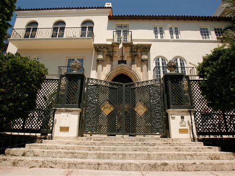 como era la casa de versace de miami